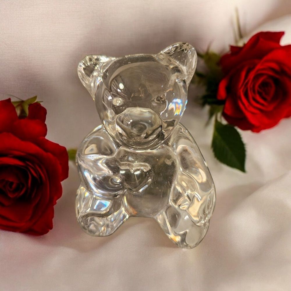 Crystal Glass Bear Figurine Holding Heart Made in Germany Block Valentine's‎